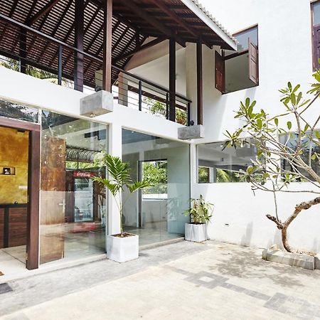 drivethru Polhena Hostel Exterior foto